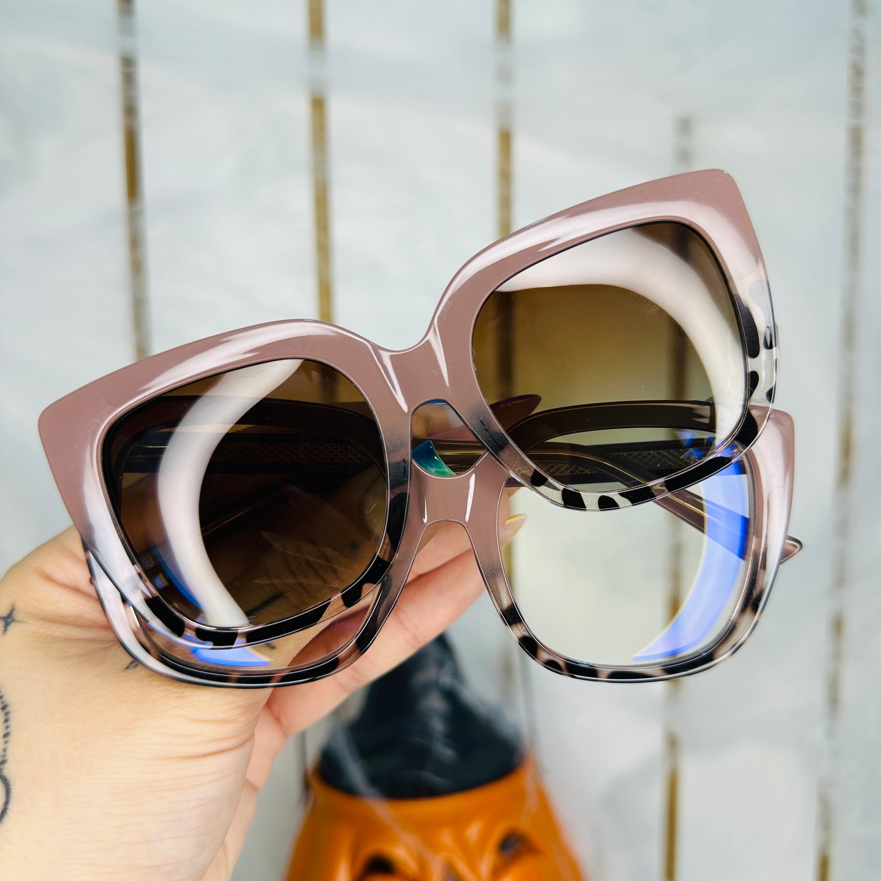 VALENCIA NUDE Y CAREY