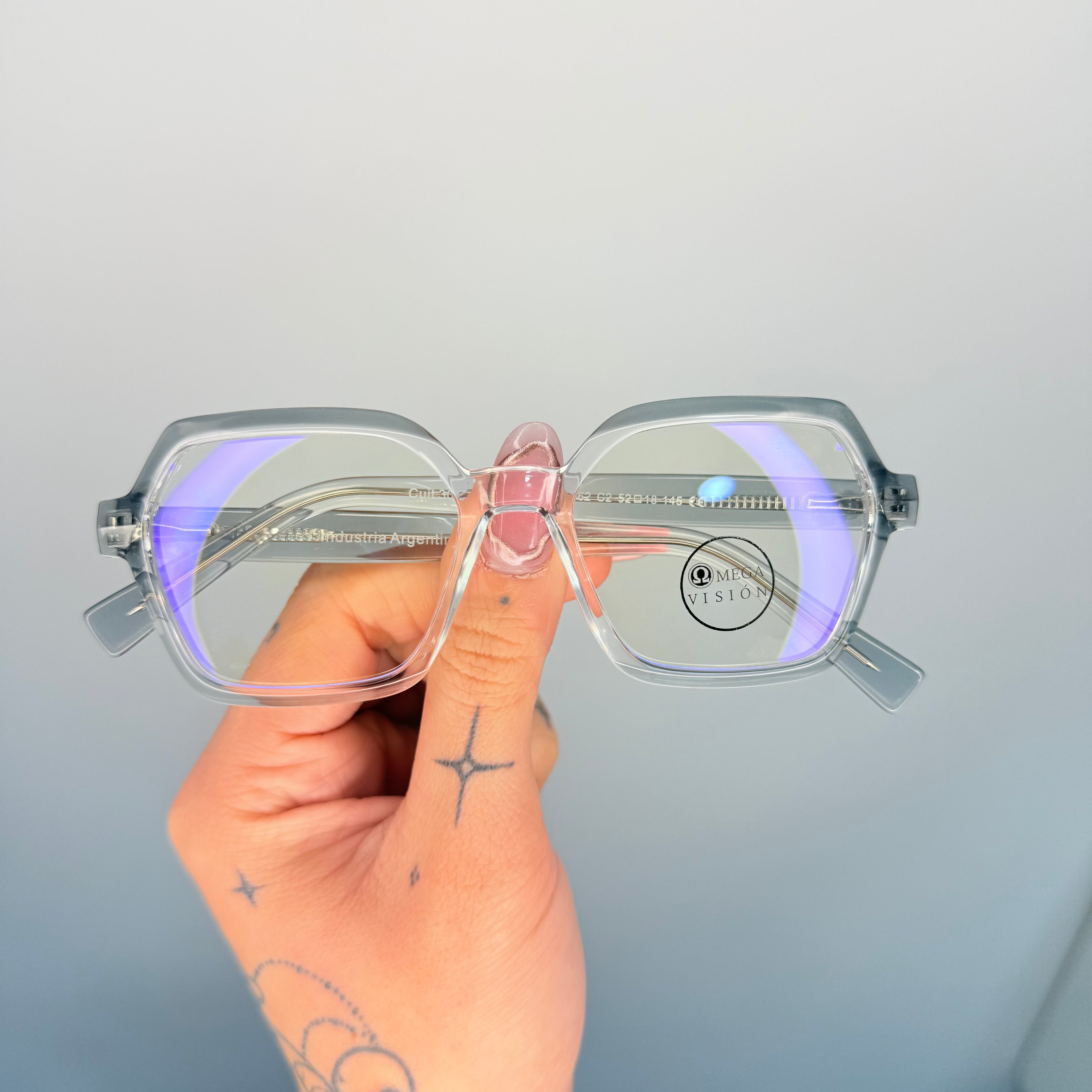 HERMES TRANSPARENTE Y GRIS